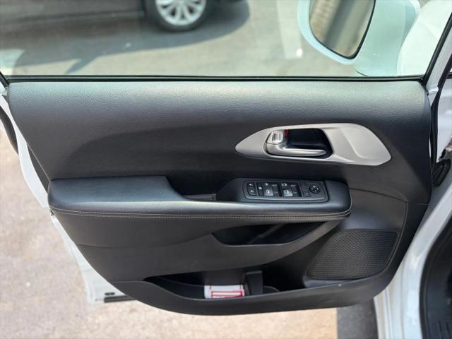 2020 Chrysler Pacifica Touring