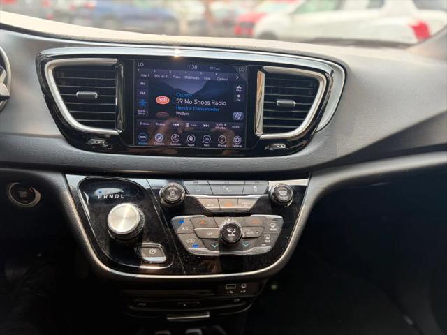 2020 Chrysler Pacifica Touring