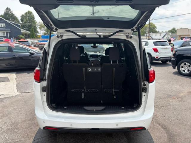 2020 Chrysler Pacifica Touring