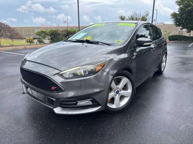 2015 Ford Focus Base for sale in Louisville, KY