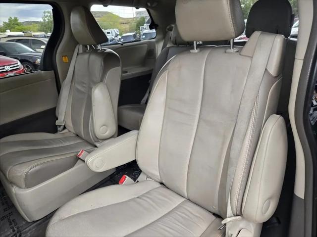 2013 Toyota Sienna Limited 7 Passenger