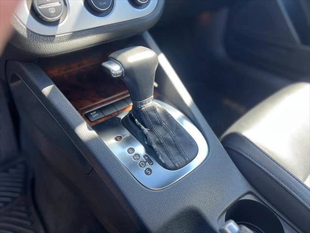 2009 Volkswagen Eos Lux