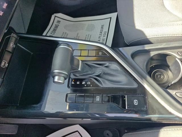 2025 Kia Niro LX