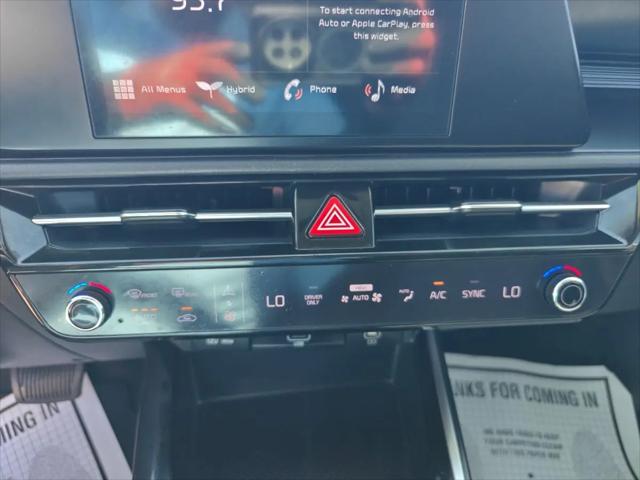 2025 Kia Niro LX