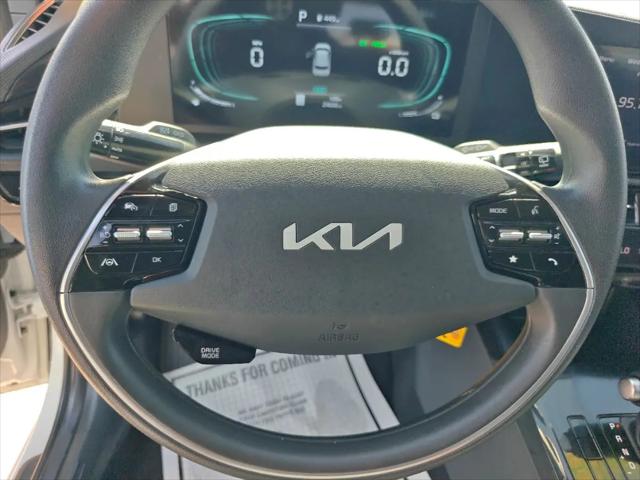 2025 Kia Niro LX