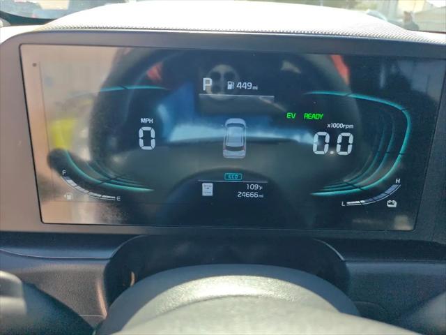2025 Kia Niro LX
