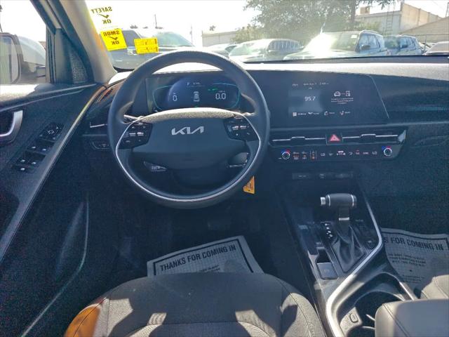 2025 Kia Niro LX