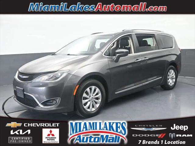 2019 Chrysler Pacifica Touring L for sale in Miami Lakes, FL
