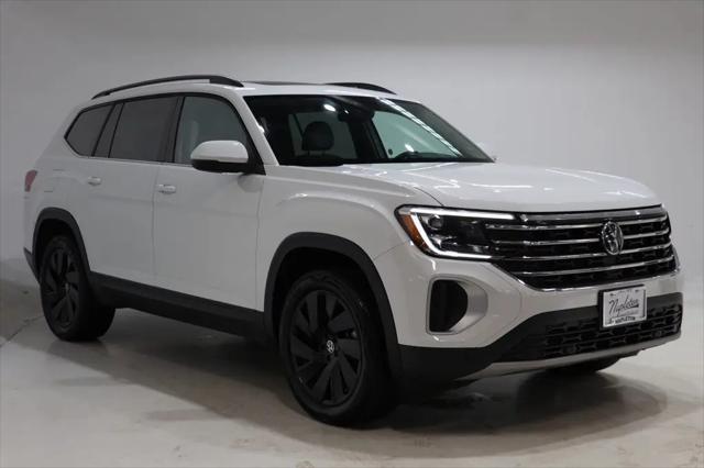 2025 Volkswagen Atlas 2.0T SE w/Technology for sale in Indianapolis, IN