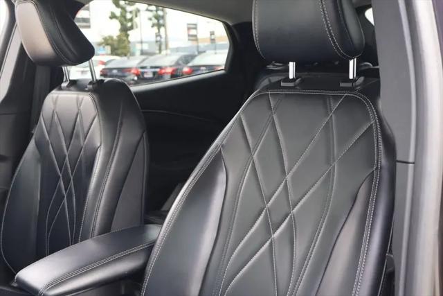 2022 Ford Mustang Mach-E Select