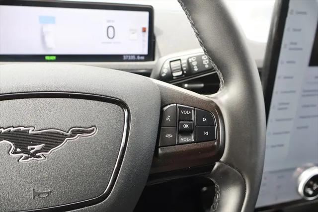 2022 Ford Mustang Mach-E Select