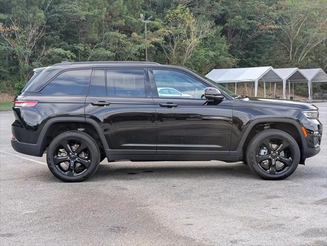 2025 Jeep Grand Cherokee Limited 4x2