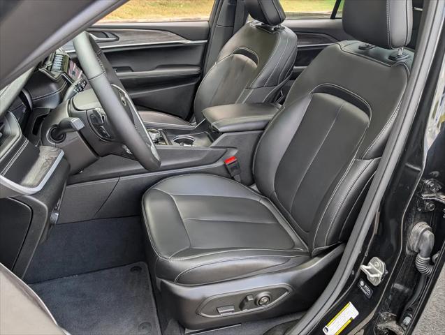 2025 Jeep Grand Cherokee Limited 4x2