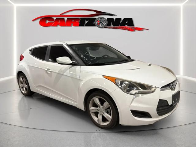 2014 Hyundai Veloster Base w/Black