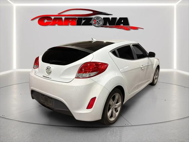 2014 Hyundai Veloster Base w/Black