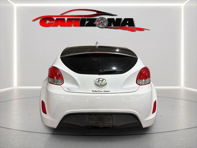 2014 Hyundai Veloster Base w/Black