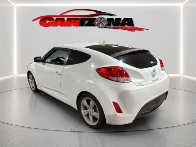 2014 Hyundai Veloster Base w/Black