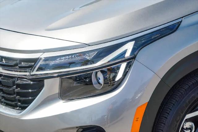 2025 Kia Seltos EX