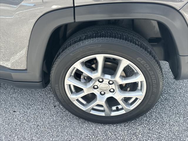 2022 Jeep Compass Latitude Lux 4x4