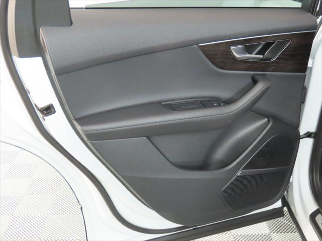 2023 Audi Q7 Premium Plus 45 TFSI quattro Tiptronic