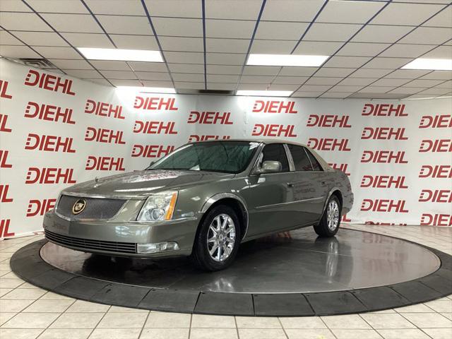 2011 Cadillac DTS Standard