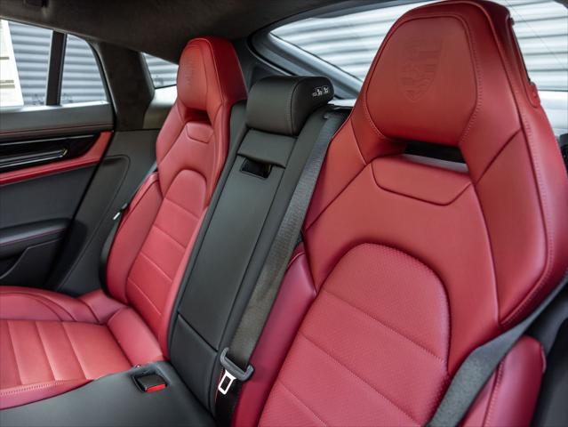 2026 Porsche Panamera GTS