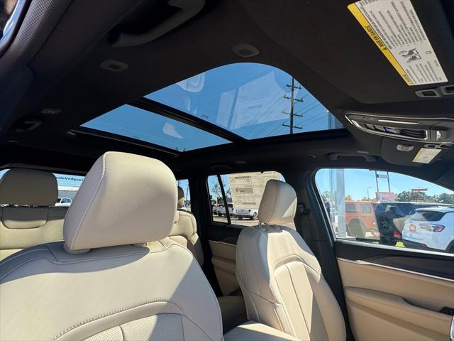 2025 Jeep Grand Cherokee Limited 4x2