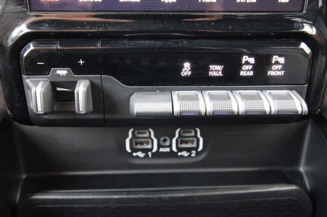 2020 Ram 1500 Rebel Crew Cab 4x4 57 Box