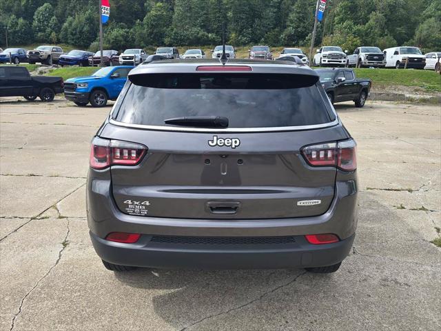 2022 Jeep Compass Latitude Lux 4x4