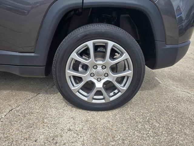 2022 Jeep Compass Latitude Lux 4x4