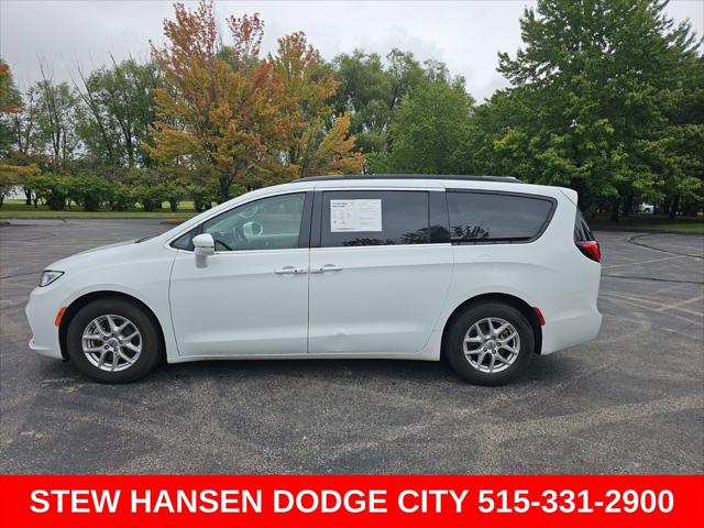 2022 Chrysler Pacifica Touring L for sale in Urbandale, IA