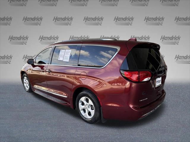2017 Chrysler Pacifica Touring-L Plus
