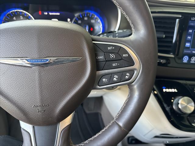 2017 Chrysler Pacifica Touring-L Plus