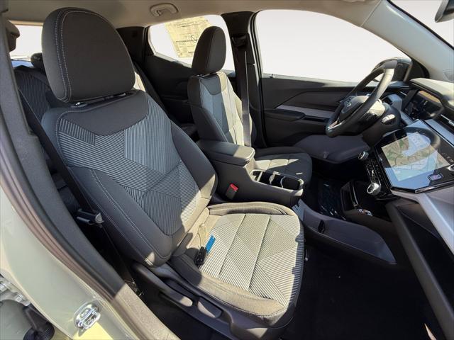 2027 Chevrolet Bolt LT FWD