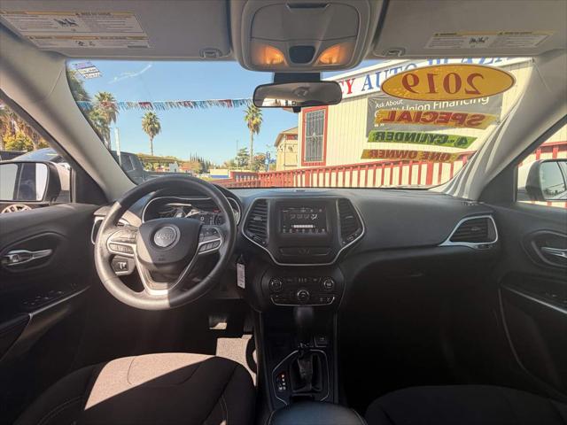 2019 Jeep Cherokee Latitude FWD