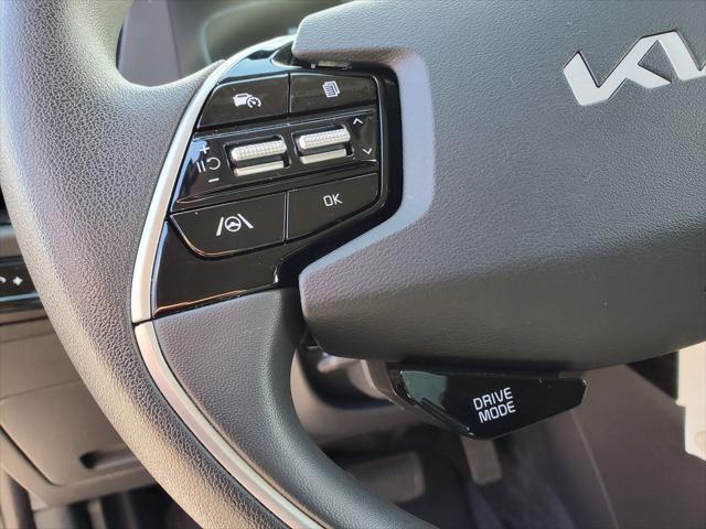2025 Kia Niro LX