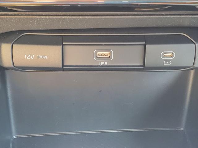 2025 Kia Niro LX