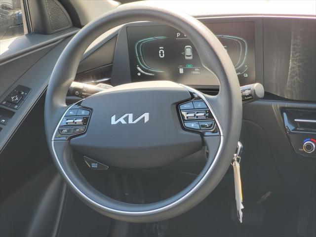 2025 Kia Niro LX