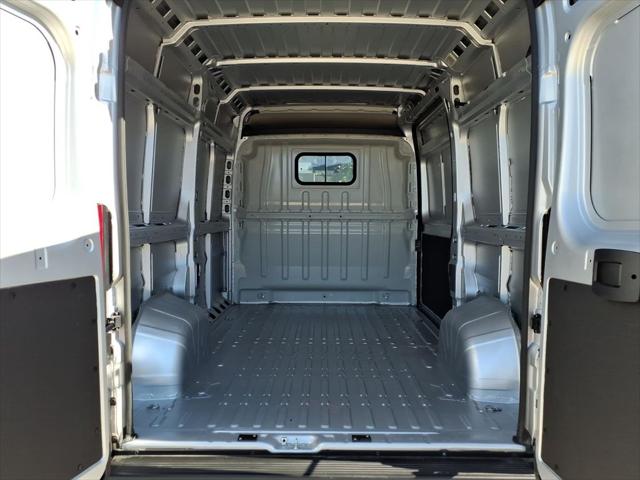 2026 Ram ProMaster Cargo Van Tradesman High Roof 136 WB w/Pass Seat