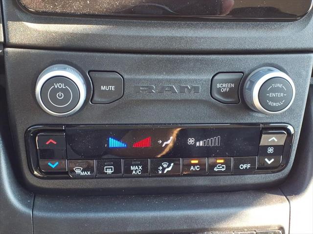 2026 Ram ProMaster Cargo Van Tradesman High Roof 136 WB w/Pass Seat