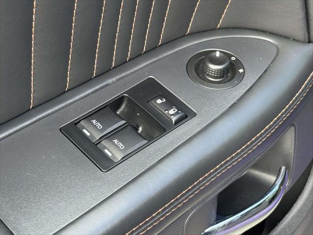 2014 Dodge Challenger Shaker Pkg
