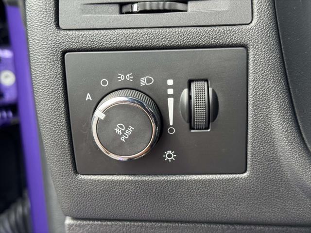 2014 Dodge Challenger Shaker Pkg