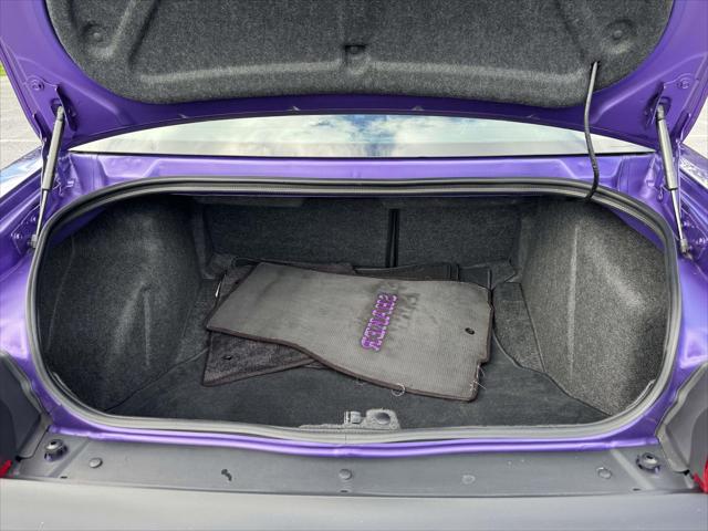 2014 Dodge Challenger Shaker Pkg