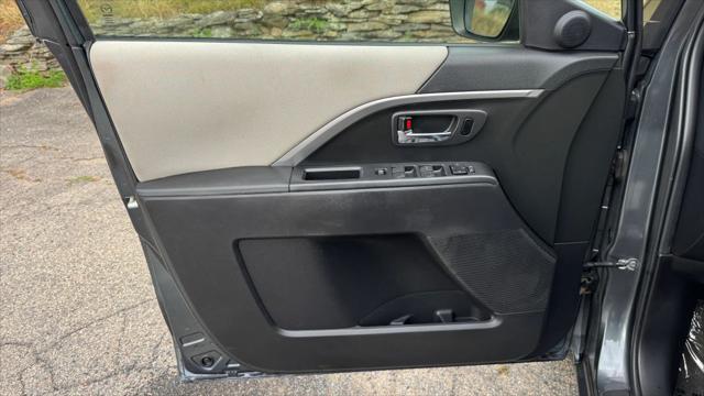 2012 Mazda Mazda5 Sport