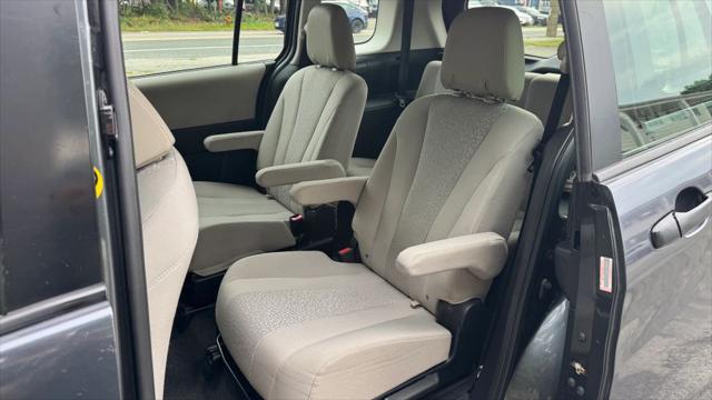 2012 Mazda Mazda5 Sport