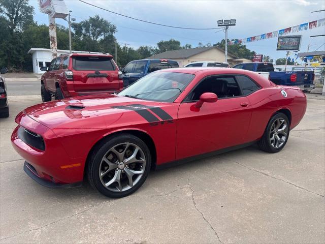 2017 Dodge Challenger SXT Plus