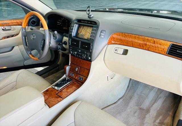 2005 Lexus LS 430 Base 4dr Sedan