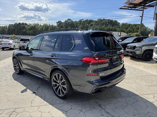 2021 BMW X7 M50i