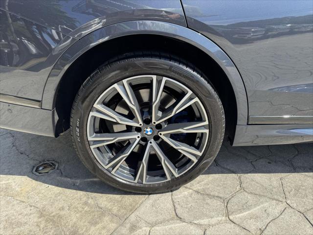 2021 BMW X7 M50i