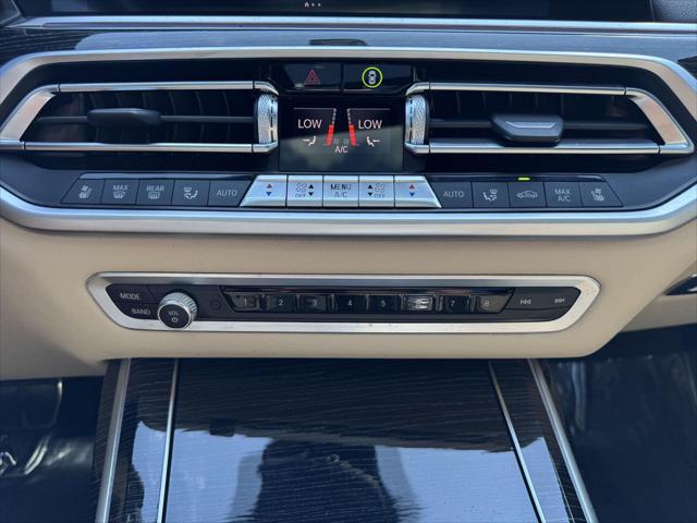 2021 BMW X7 M50i